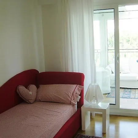 Baie Des Anges Apartmán *